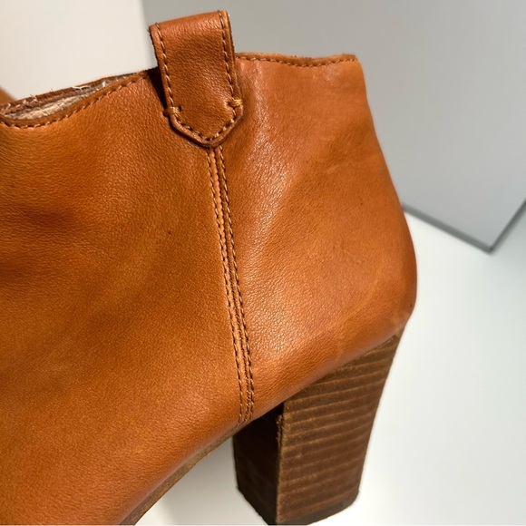 Madewell Tan Ankle Boots - Picture 9 of 16